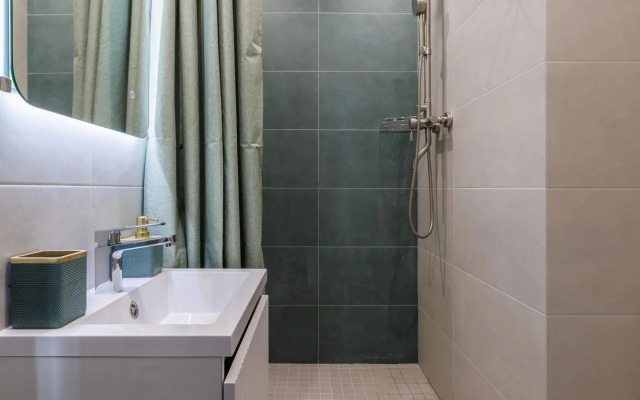 Апартаменты-студия на Днепропетровской