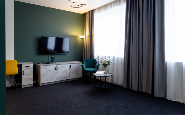 Green Hall Hotel