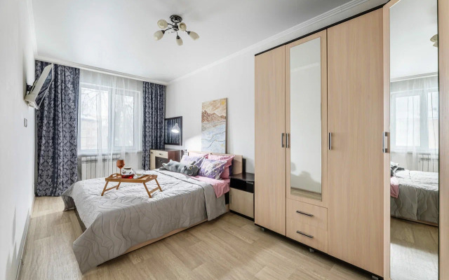 Квартира Уютная Двухкомнатная Квартира Рядом с Метро Яшьлек