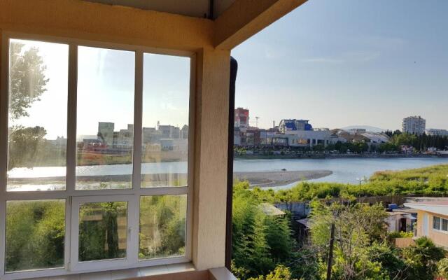 Kseniya U Morya Guest House