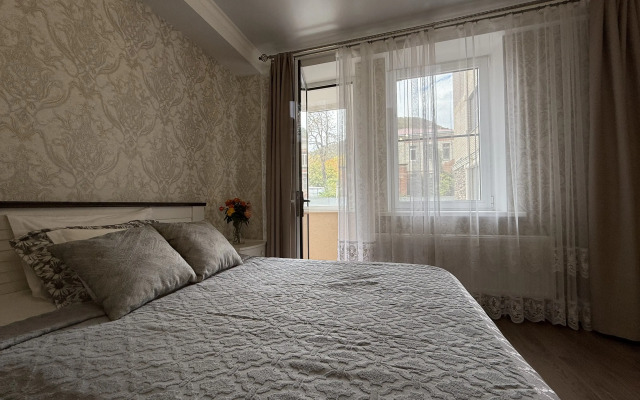 Dvukhkomnatnaya Lenina 49 (30) Flat