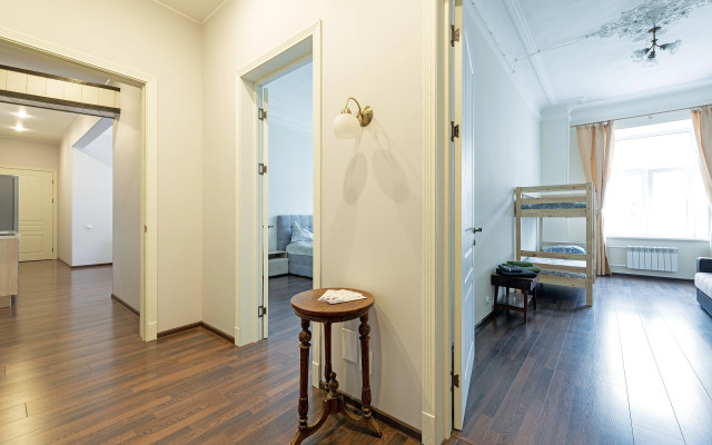 Апартаменты на Кирилловой 6