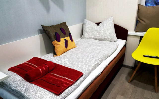 KvartiriS Na Oktyabr'skom Pole Apartments 3