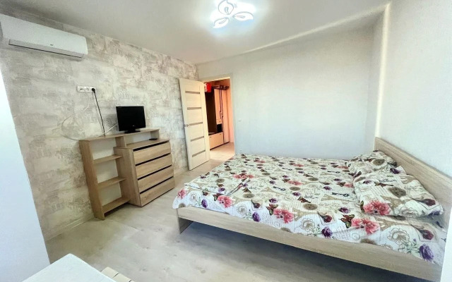 Na Ulitse Sudakskaya 8 Flat
