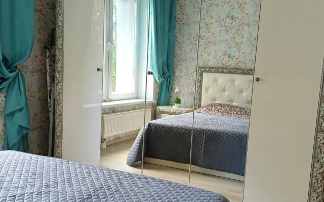 Lazurny Provans Flat