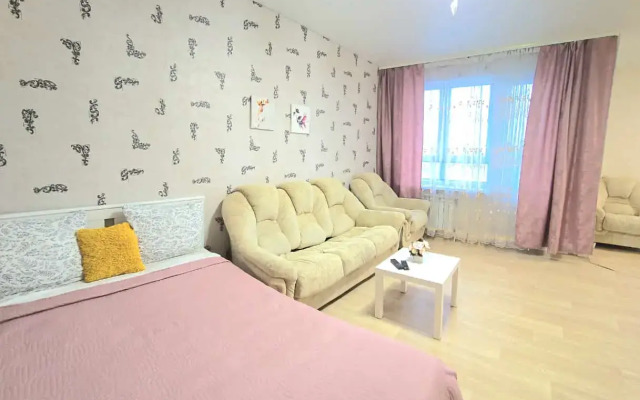 Komsomolskaya 105 Flat