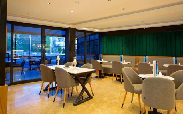 Days Inn By Wyndham Istanbul Arnavutköy