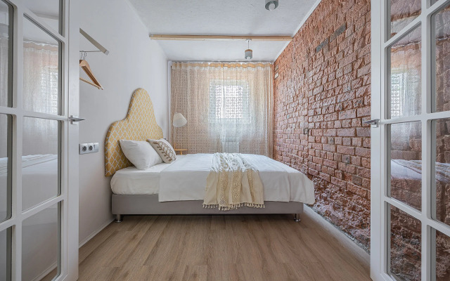 Dlya Semyi Apartments