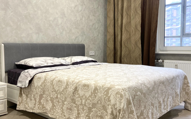 Квартира Большая двухкомнатная у метро Пионерская