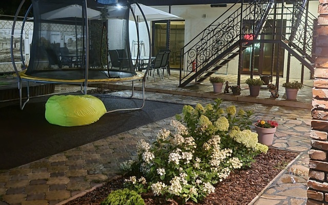 Kristall Guest House