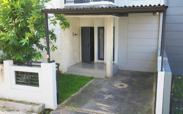 Villa Modern Villa in the Heart of Bukit