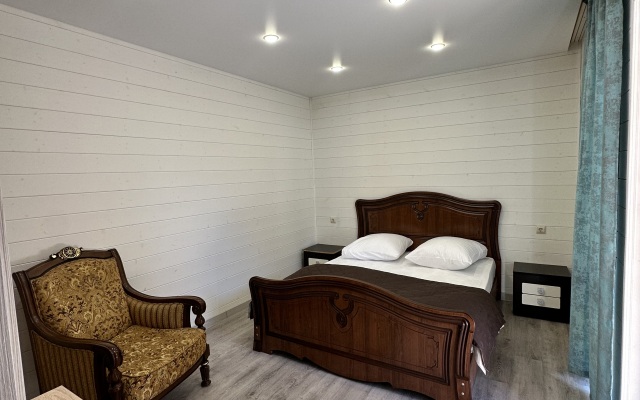 U Elviry Guest house