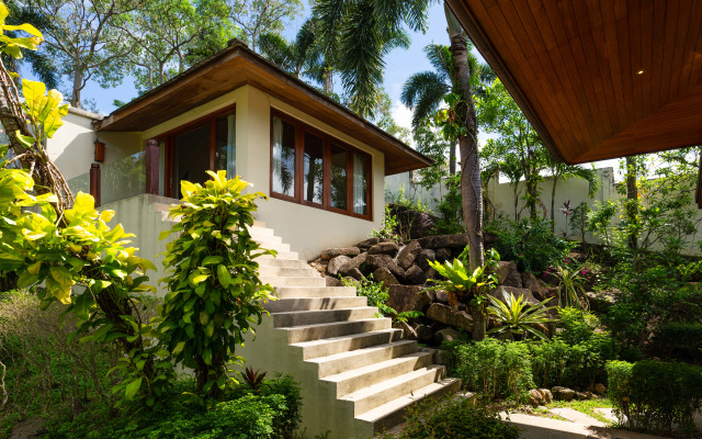 Ban Reemo Luxury Villa