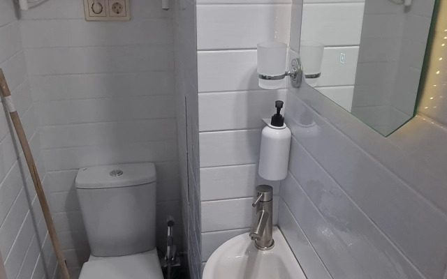 Na Vdnkh s Vidom na Ostankinskuyu Bashnyu Apartments