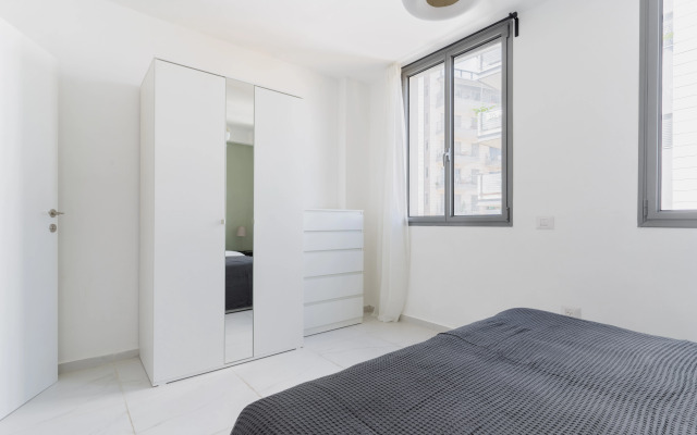 Blueground at Florentin ID25 Apartments