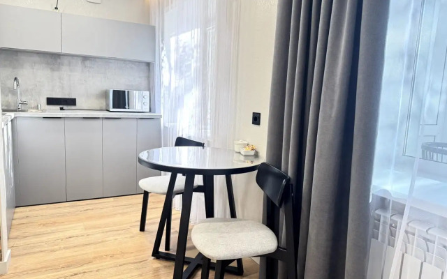 Krasivaya Studiya V Tsentre Karagandy Flat