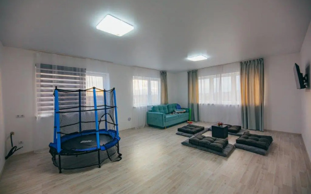 Na Beregu Morya Private house