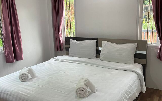 Dvukhspalny na Bang-Tao (80m2) Isi Guest House