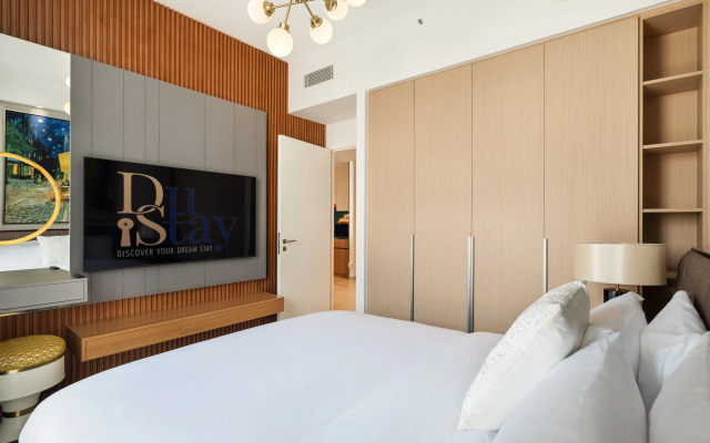 Luxurious View at Dubai Creek Harbour, Apartments