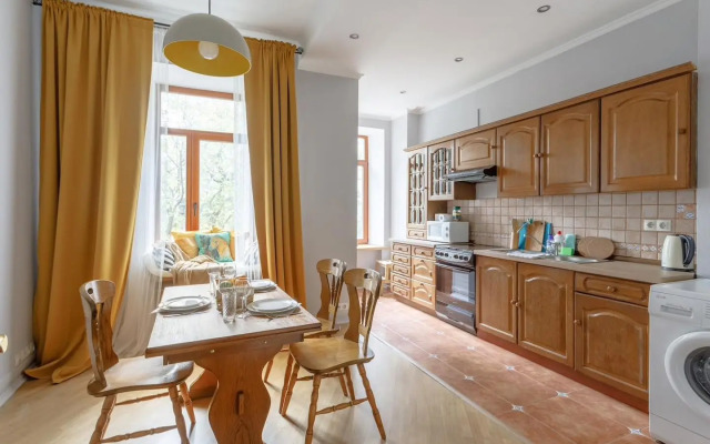 Апартаменты R&I Тверская-сьют около Патриарших