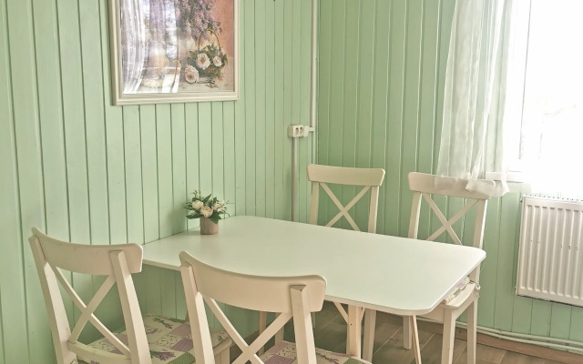 Частный дом Уютный на берегу реки Оки