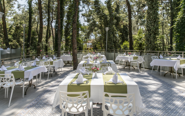 Pine Club Apart Hotel