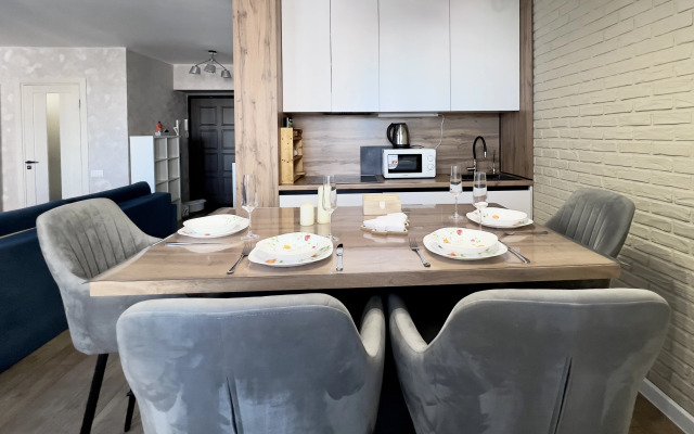 Квартира Уютная стильная евро-двушка недалеко от центра травматологии