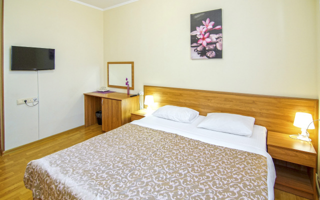 Hotel Iris