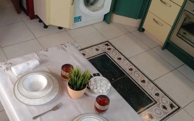 Ryadom s Mgu na Michurinskom Prospekte Flat
