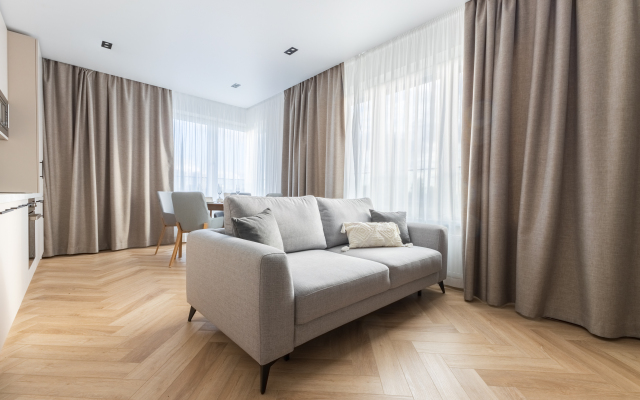 Апартаменты трехкомнатные с дизайнерским ремонтом