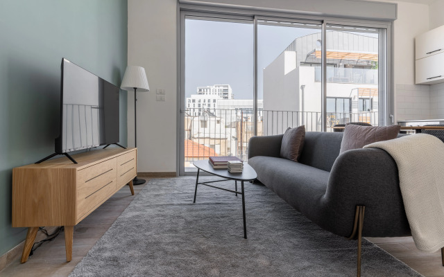 Blueground at Florentine ID18 Apartments