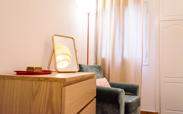 Cozy in Plaka Apartments