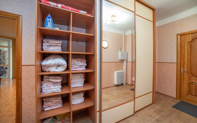 Апартаменты Радищева 12 трехкомнатная