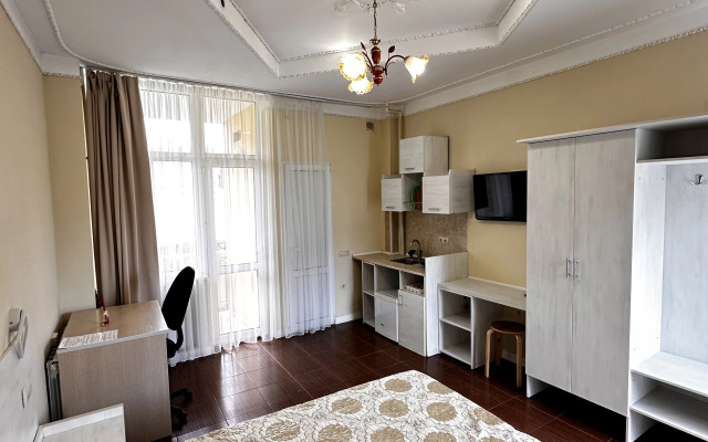 Altera Guest house