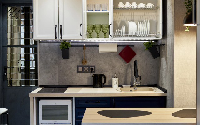 Studiya Delyuks Belorusskaya Flat