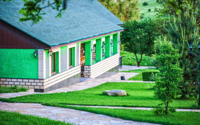 Aksu Zhabagyilyi Guest House