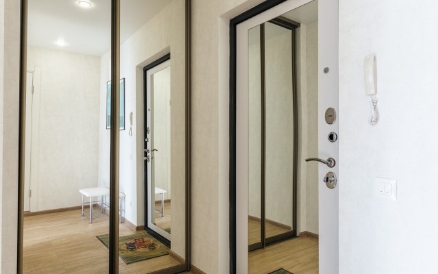 Na Frunze 15 Flat