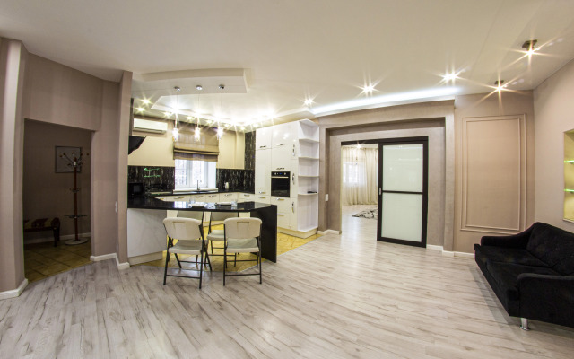 Апартаменты с отельным входом 49