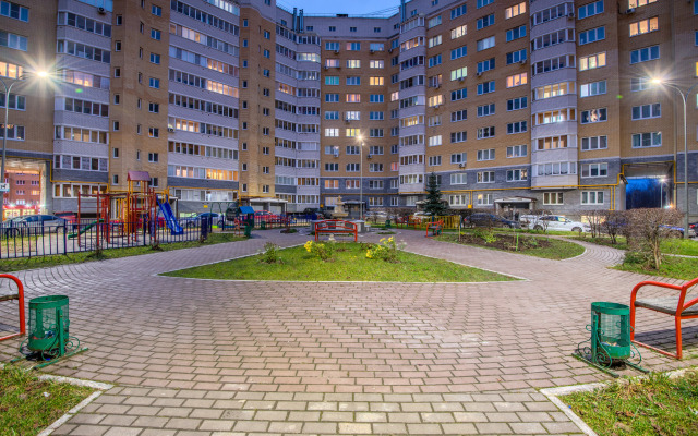 Квартира 1-к в тихом зеленом районе на Лукина 4 от RentAp, 4 сп.места