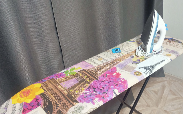 Uyutnaya studiya v tsentre Zakamska Flat