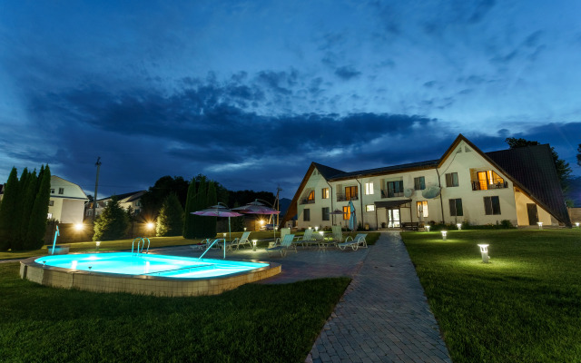 Dolinka Hotel