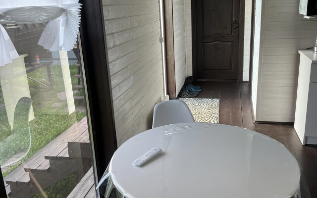 Uyutny Dom Na Beregu Reki Private house