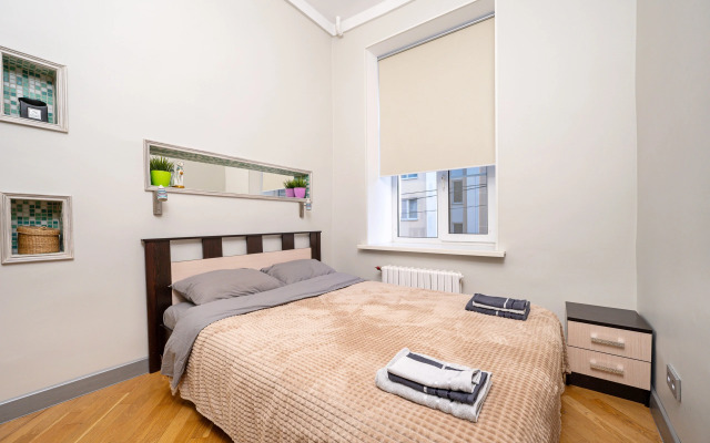 Апартаменты на Моисеенко 4