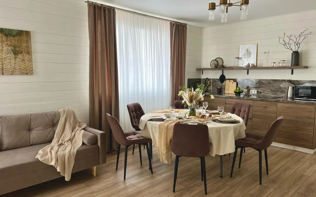 S Dizaynerskim Remontom Private house