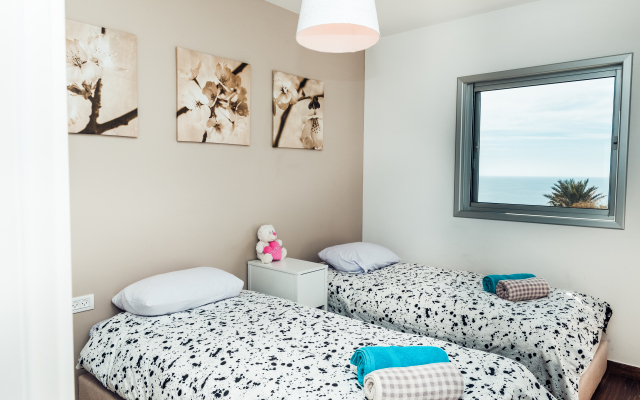 Nitza Very High Standing Sea View Apartments