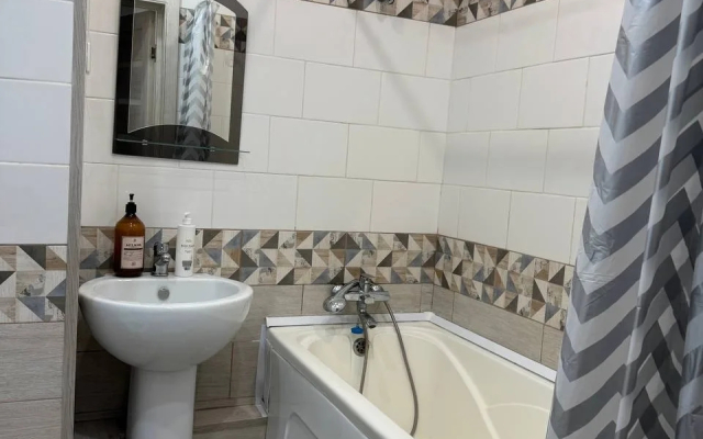 Апартаменты тибецкая 1б