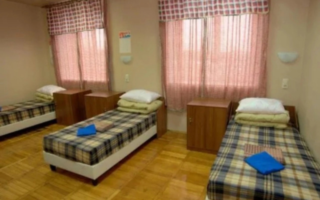 V Gorode N Guest House