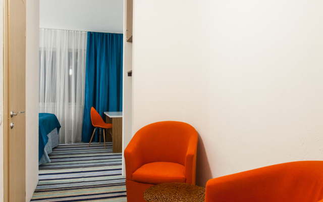 MAXROOMS Global Sky Novosibirsk Mini-Hotel