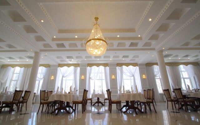 Roshcha Nevest Hotel