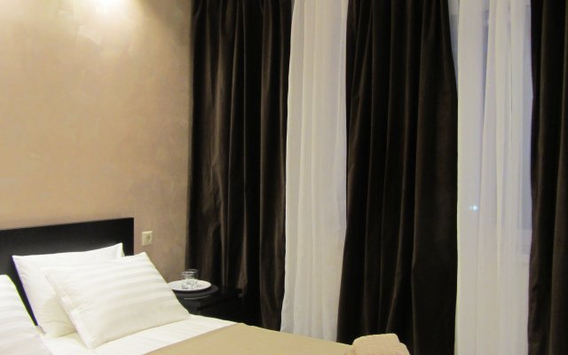 Duet Hotel